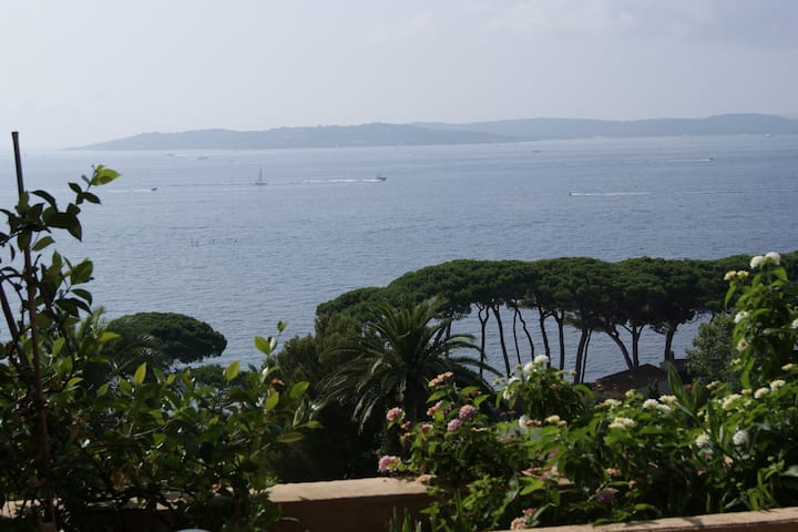 Gorgeous View Over Bay Of St Tropez - Saint-Tropez