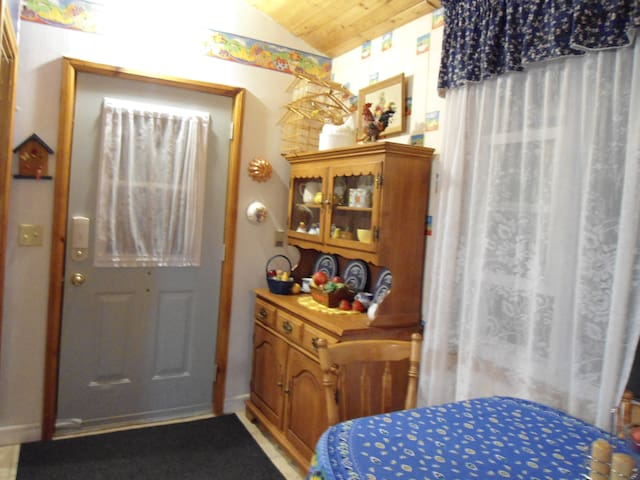 Waddle Inn - Forestview Suite