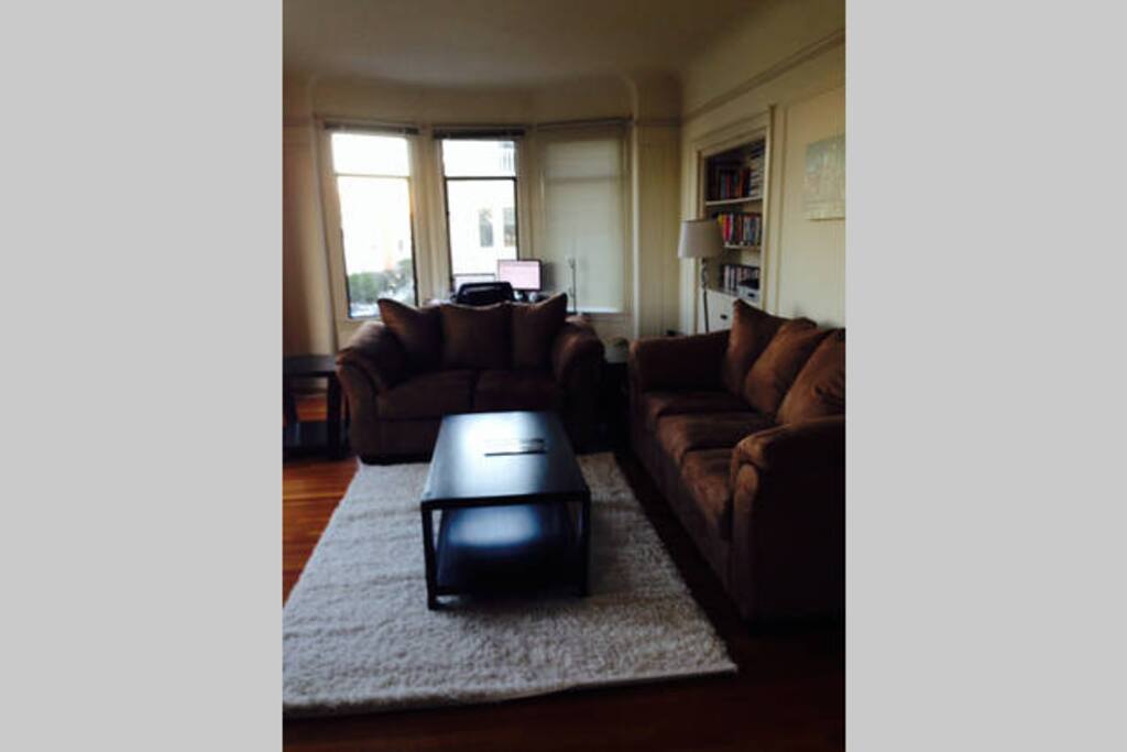 Beautiful, bright and spacious living room