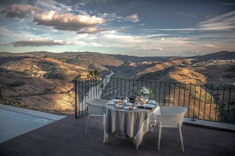 BARONESS 'S SLOPES TO YOUR VACATION HOME IN THE DOURO