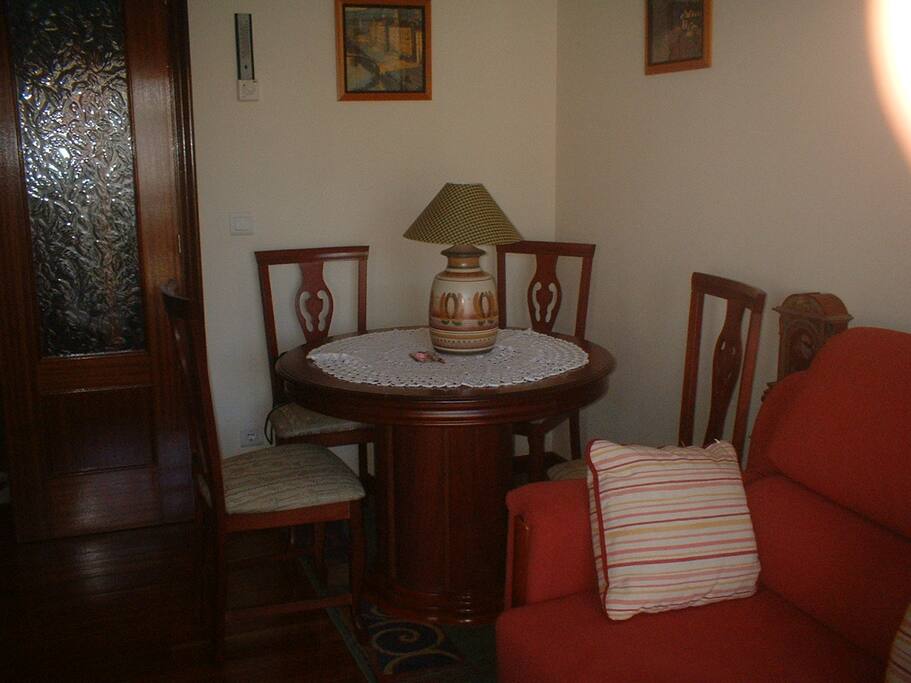Mesa de comedor extensible