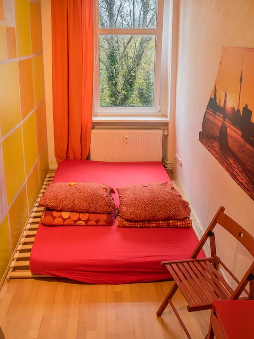 The room. In front of the window: the other bed for two.
Photo: (C) Jan Biskup