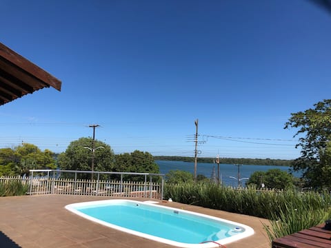 House facing the waterfront in the center - Recanto Travessia