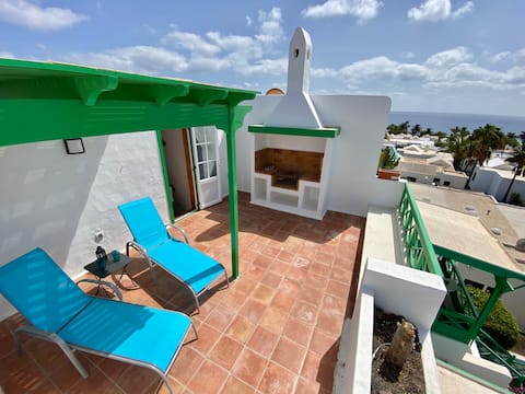 Playa Bastian 27: Pool & Sea Views + Rooftop BBQ