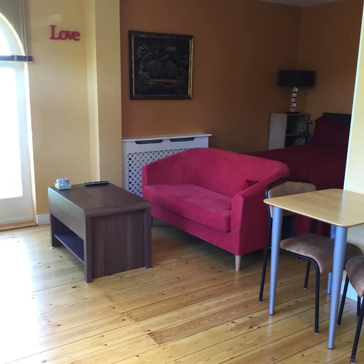 Lovely Self Contained Private Studio Room In W12 - Hertfordshire