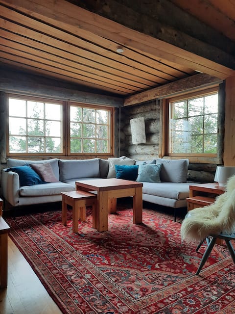 Popular Airbnb listing: Villa Ahmantassu - log cabin with great views in Pudasjärvi