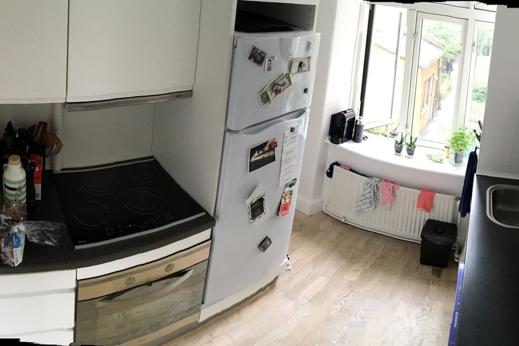 Fully equipped kitchen