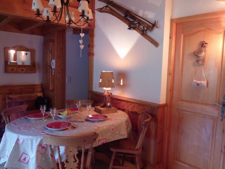 La table joliment dressée