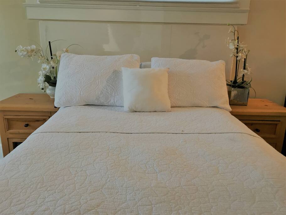 full size bed