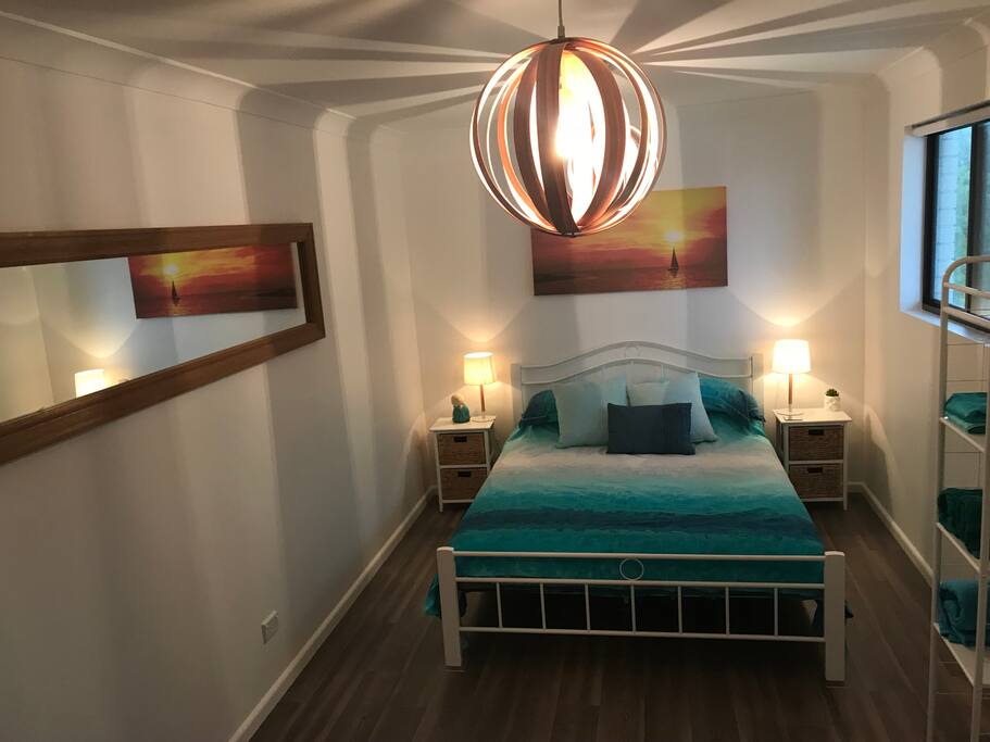 Queen bed