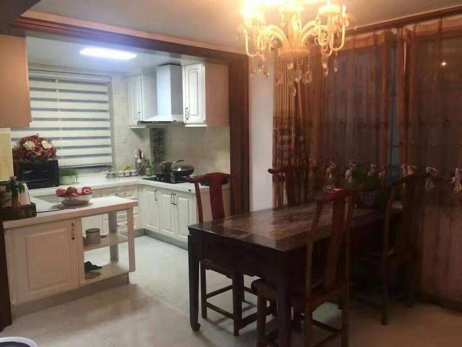 厨房餐厅