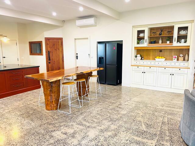 Yarra Valley Delight A Country Estate Plus studio gallery image 4