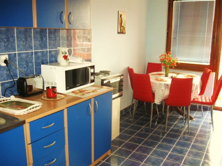 shared kitchen