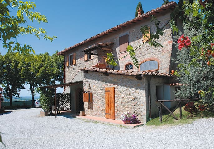 Terre Di Melazzano managed Airbnb listing 1