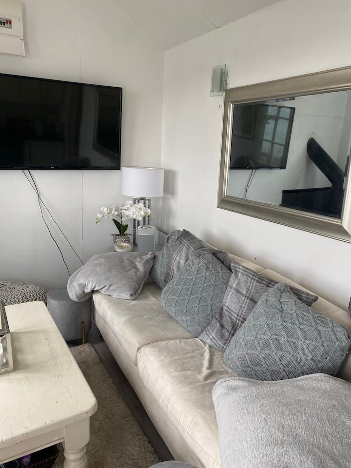 Cosy Cliffside Cottage Woodburner/sea Views - Isle of Wight