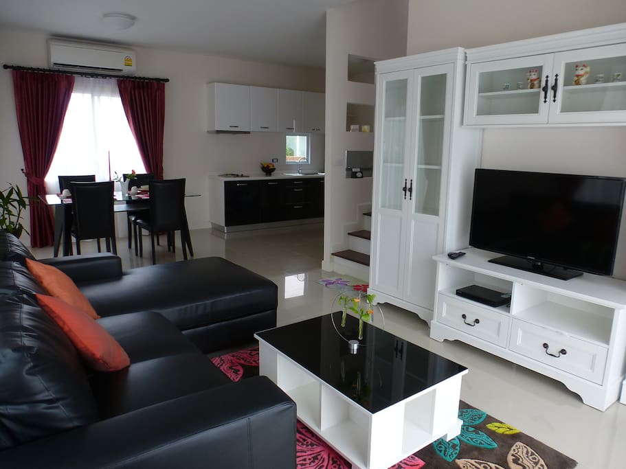 Living & Dining room