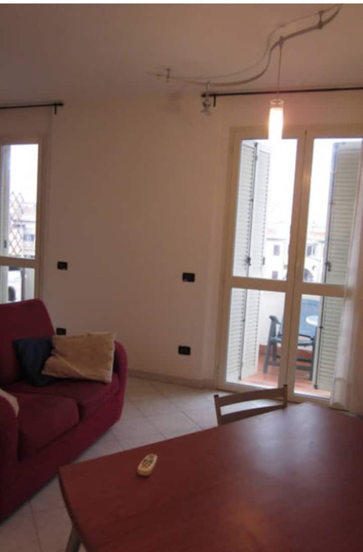 City Center With Amenities - Livorno