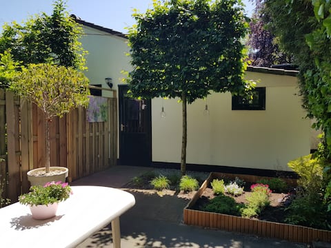 Popular Airbnb listing: Cottage in Nunspeet in Wijk 00 Nunspeet