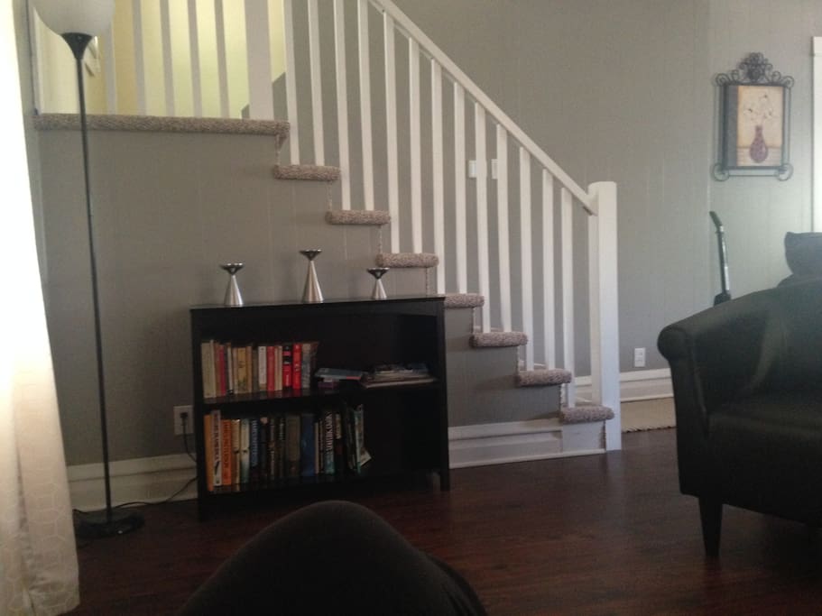 Common area behind living room furniture - The futon is here