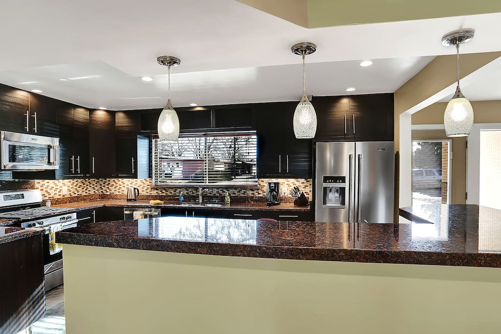 Buffet serving space