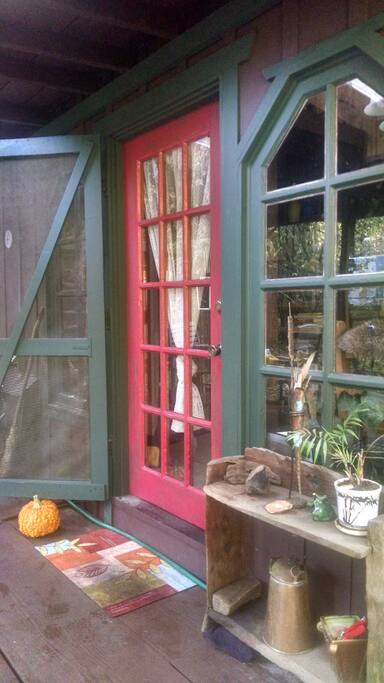 Come on in!