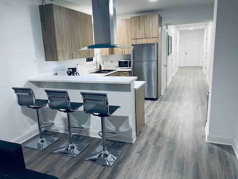 Self check in self checkout near downtown Chicago