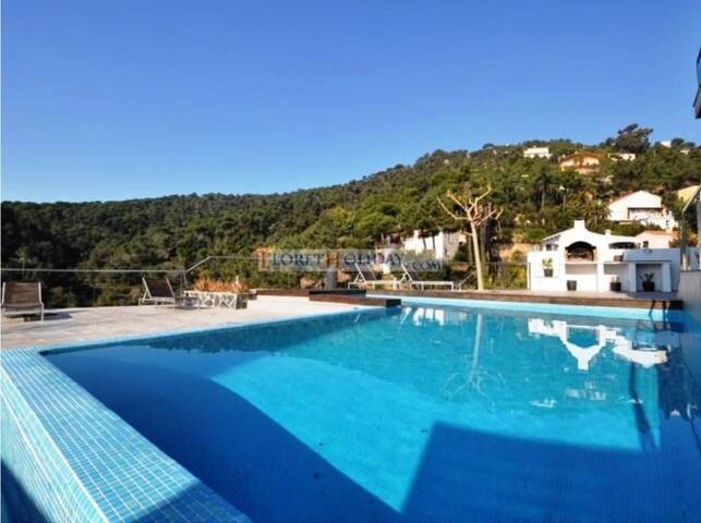 3 Floors Luxurious Villa Costa Brav gallery image 3