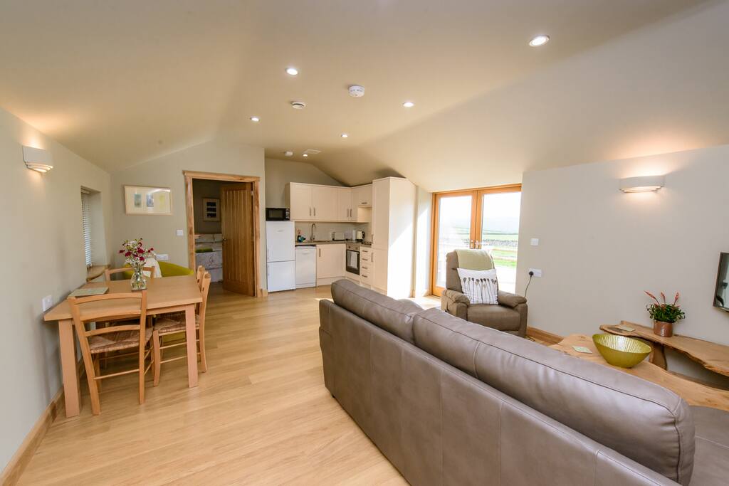 Lounge, dining, kitchen