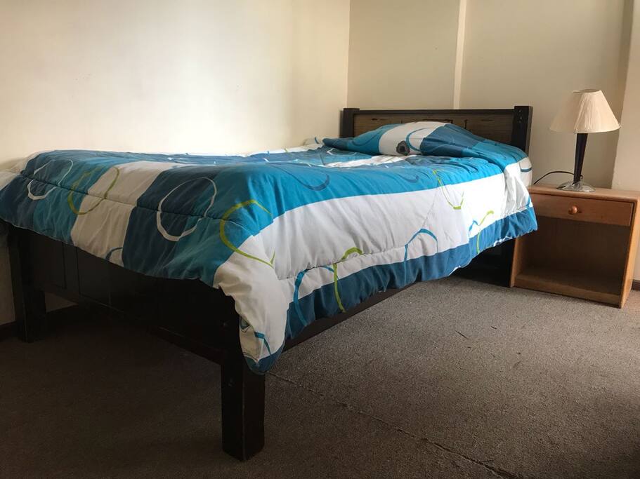 Room / Habitación
