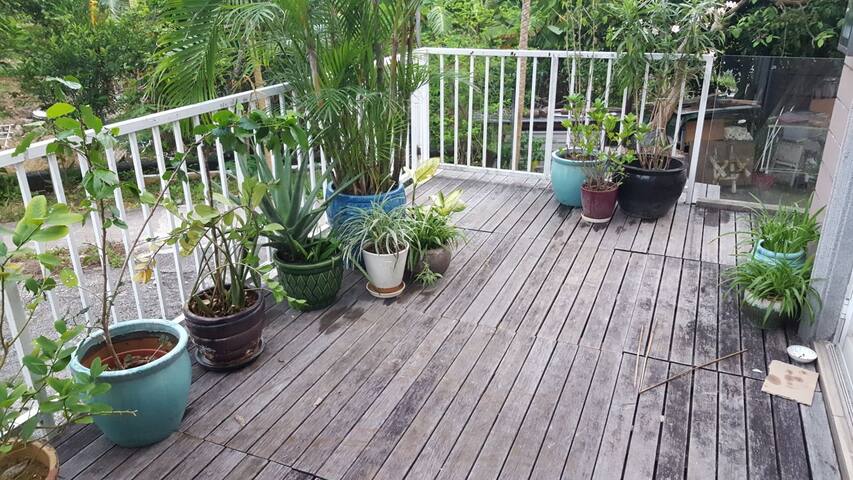 Hong Kong Village House gallery image 4