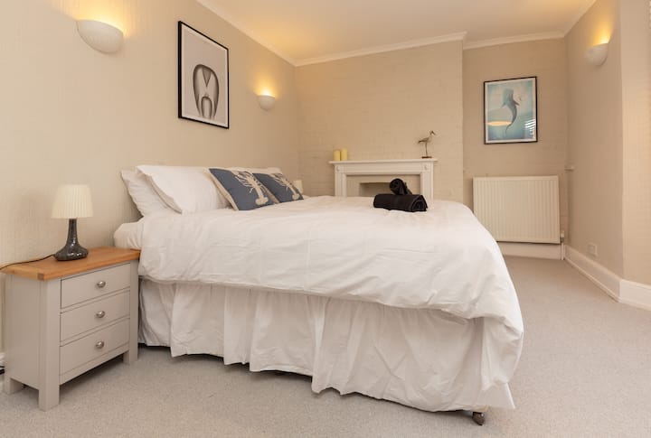 Location Location Location! | Sleeps 9 | Seaviews - Brighton