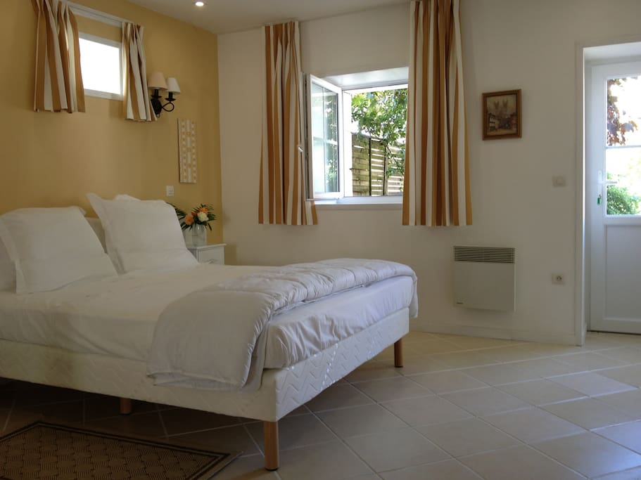 Downstairs bedroom 1 Double bed 1,80X2,00m