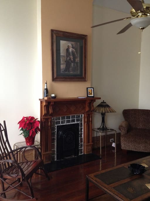 Algiers Point, New Orleans LA Funky NOLA Digs Houses for Rent in