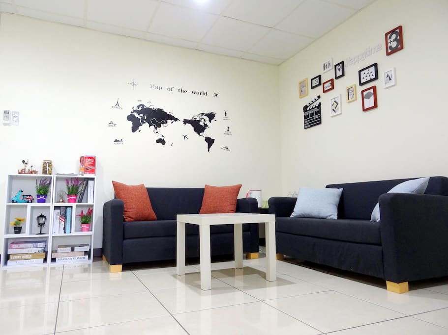 客廳 Living Room - 沙發床 x 2, 2 sofa bed