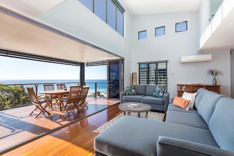 Popular Airbnb listing: Point Lookout townhouse with magnificent views in Point Lookout
