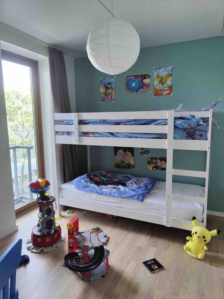 Segundo dormitorio con literas de tamaño completo (90x200)