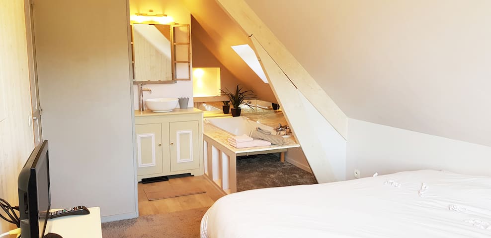 Airbnb Tournai Sur Dive Vacation Rentals Places To Stay