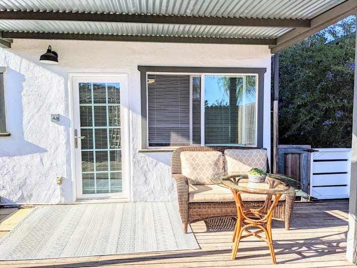 Beautiful 1-bedroom Laguna Beach Top Of The World - Laguna Beach, CA