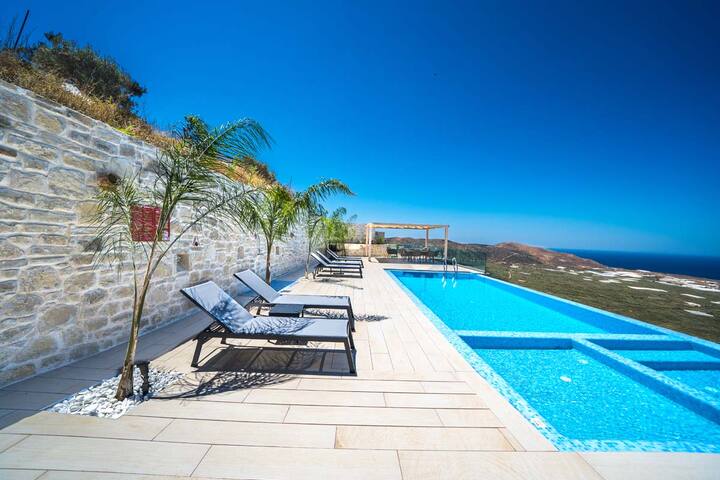 A SeaView Villa you will never forget* gallery image 5