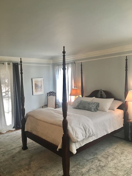 Comfy Queen Bed