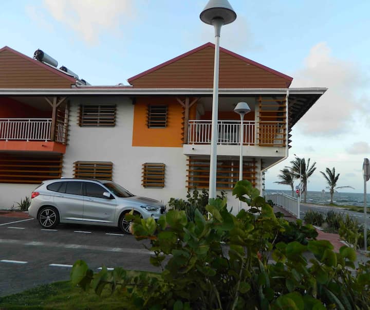 Plage de l'Autre Bord Ferienwohnungen & Unterkünfte Le Moule