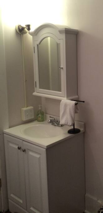 bathroom vanity