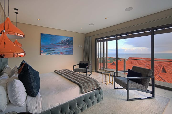 Main bedroom suite with magnificent sea view