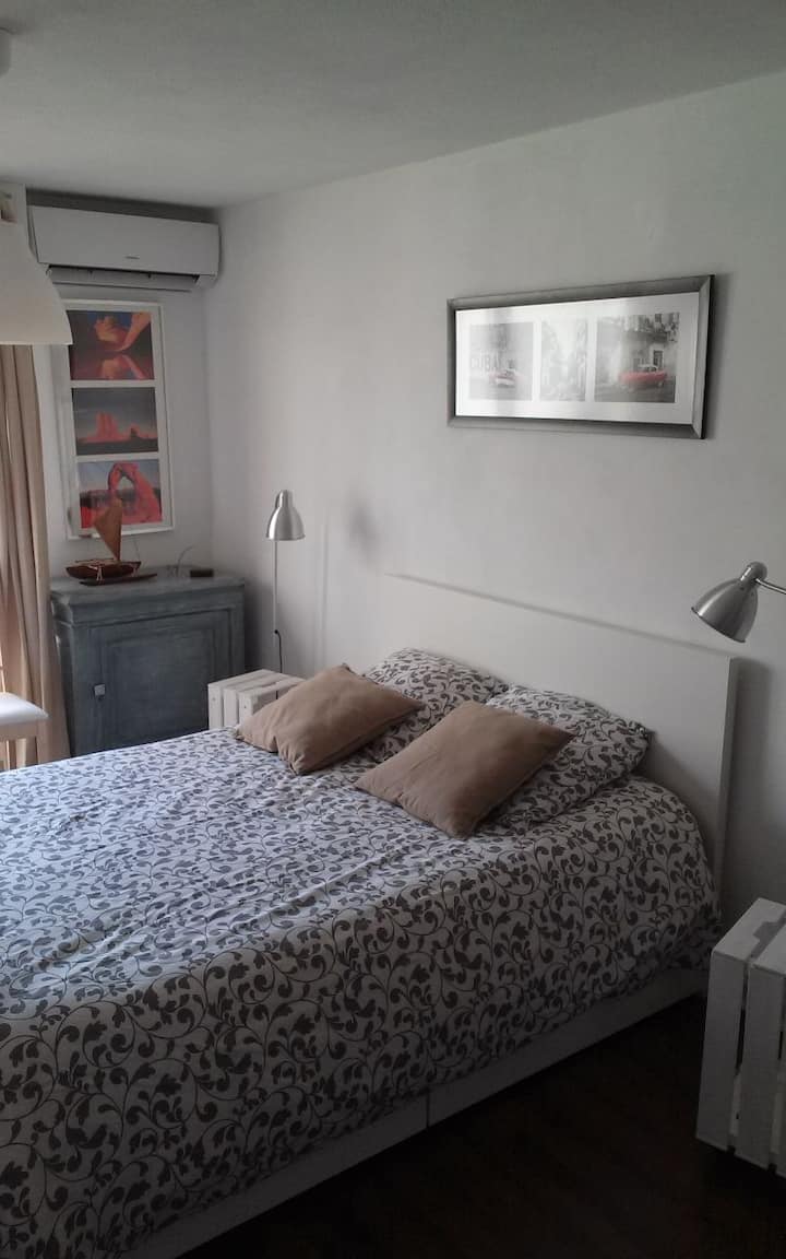 空调15平方米卧室， 140 * 200床