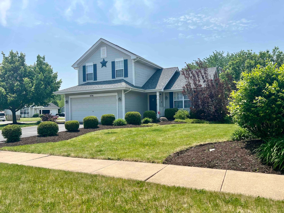 Beautiful10Person Home Game Room Pet Friendly Houses for Rent in Belvidere, Illinois