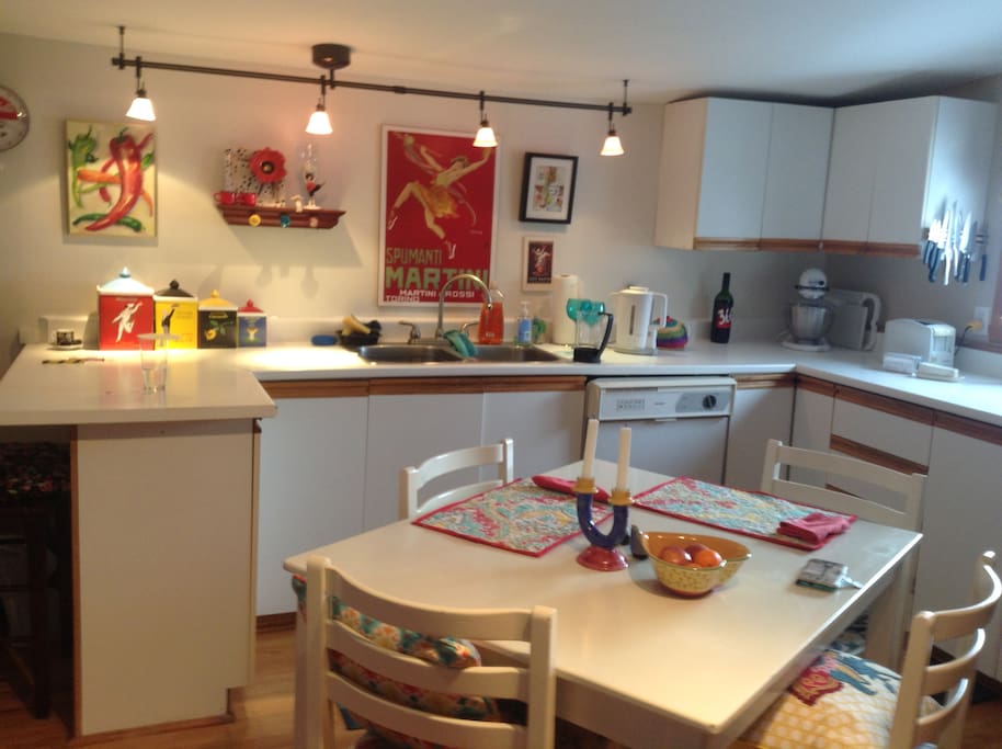Fully equipped kitchen