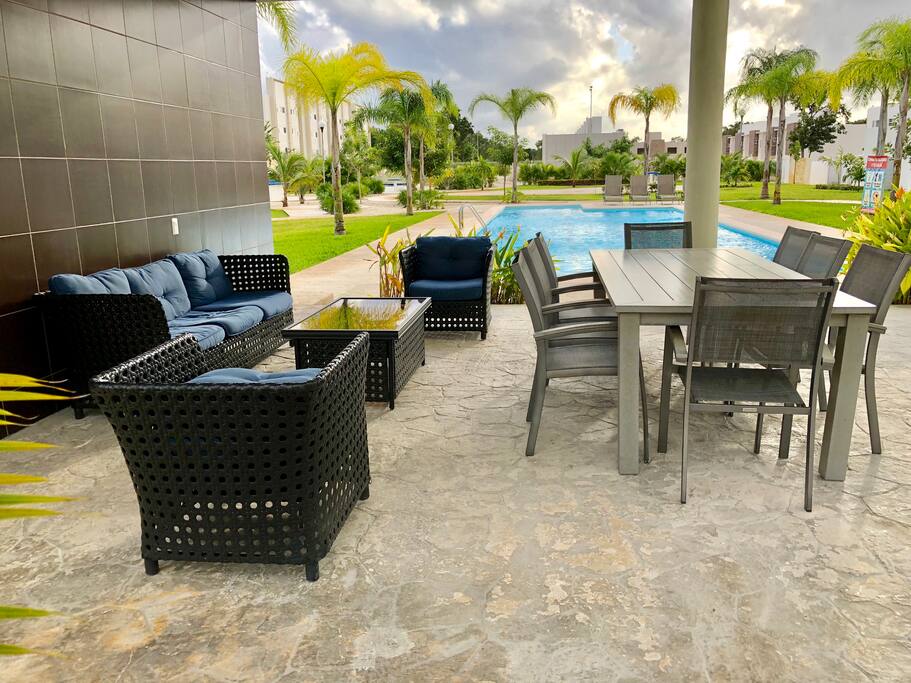 Outdoor common area
