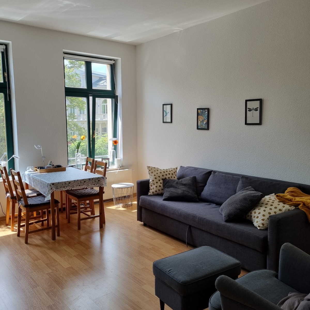 Popular Airbnb listing: 2-room apartment close to the city center and trade fair in Gohlis Süd
