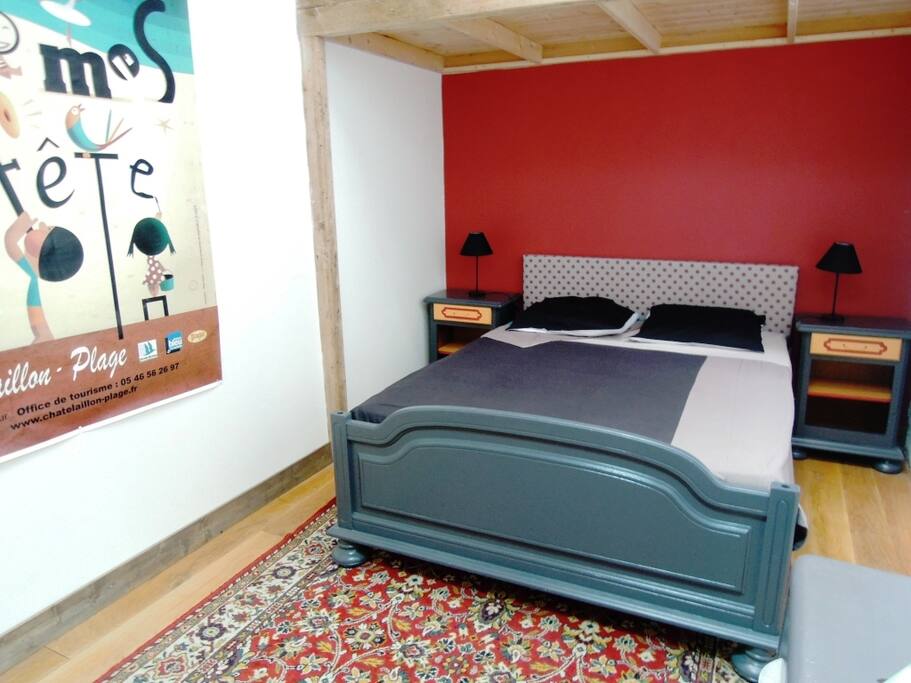 Chambre 1 avec lit double
