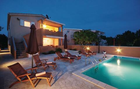 Pool View Apartment Ground Floor